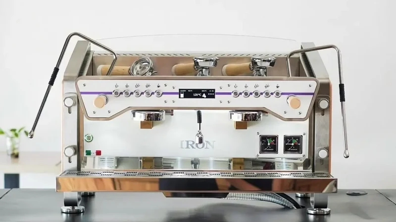 La Nuova Era IRON 2-gruppers kommerciel multiboiler espressomaskine