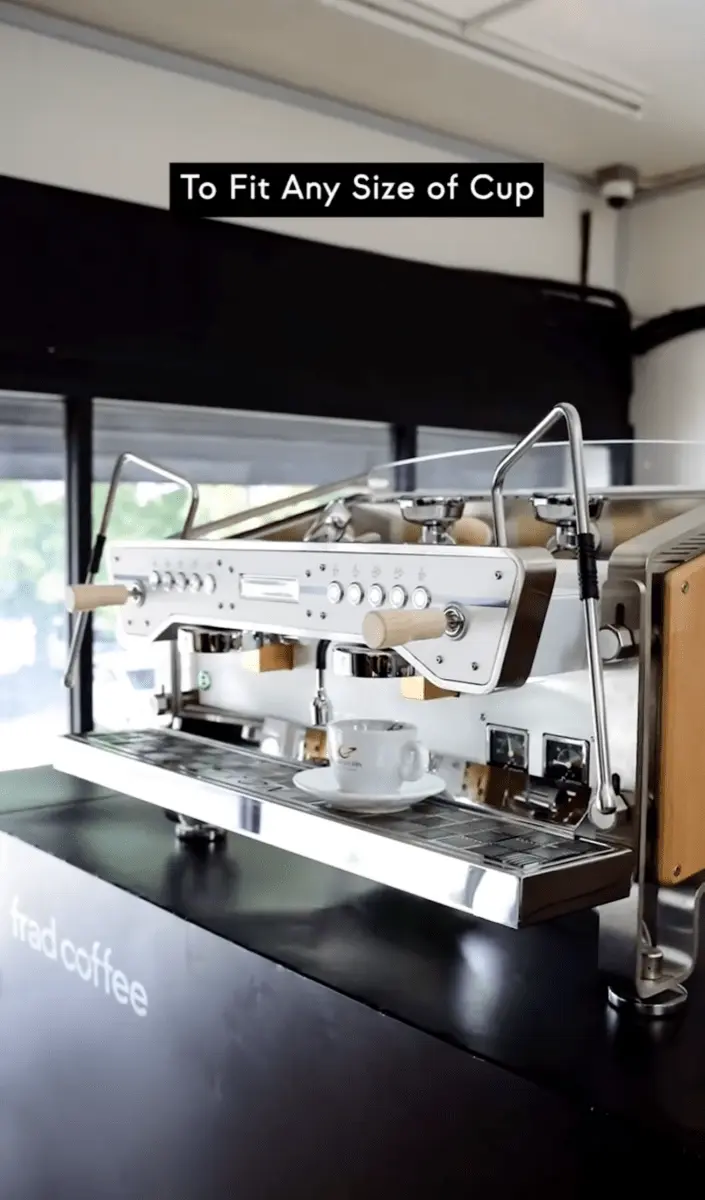 La Nuova Era IRON 2-gruppers kommerciel multiboiler espressomaskine