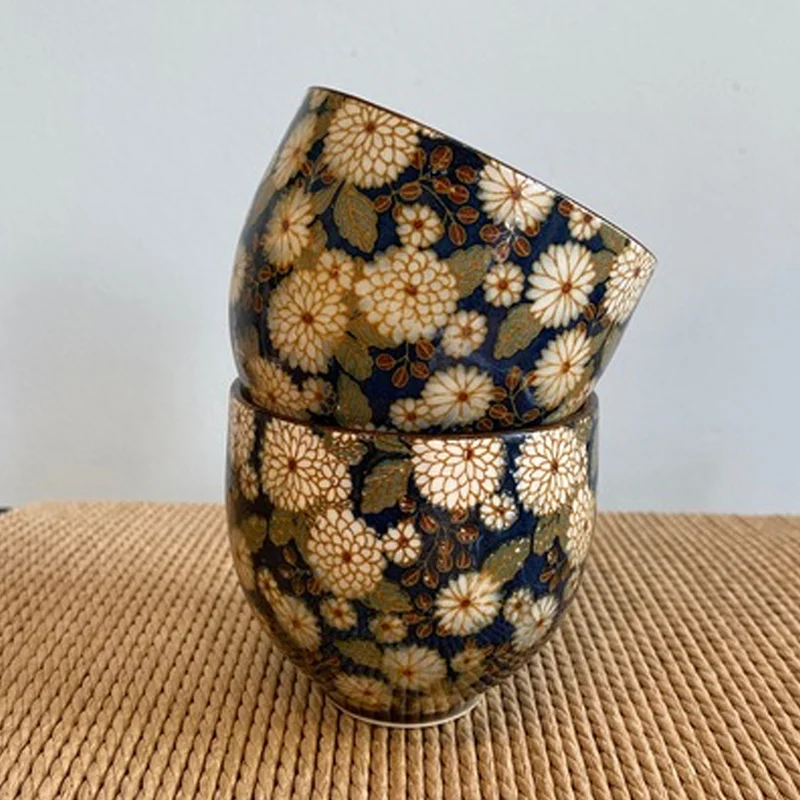 Blomstrede Japanske Tekopper i Porcelæn 210 ml