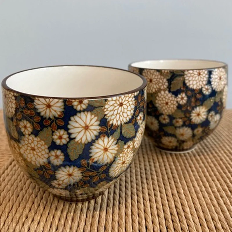 Blomstrede Japanske Tekopper i Porcelæn 210 ml