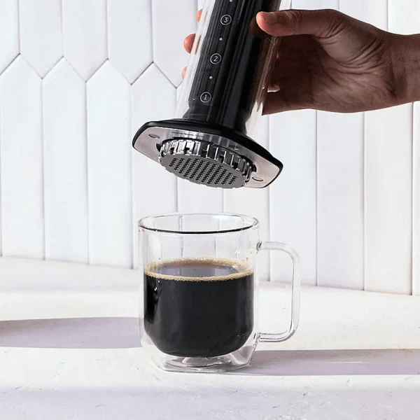 AeroPress Premium - Sort