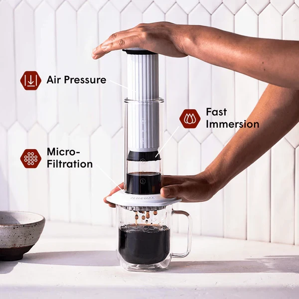 AeroPress Premium - Hvid