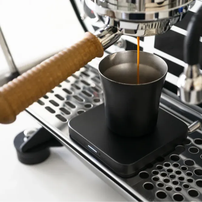 Umbra Lunar kaffevægt - sort