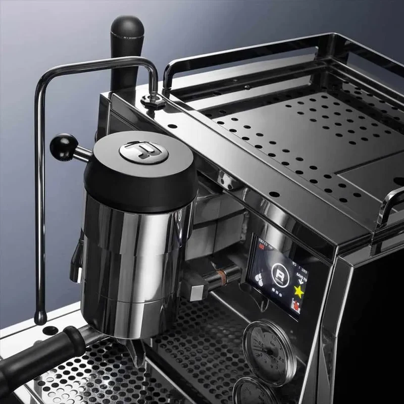 R Nine One espressomaskine (Hyra)