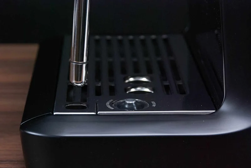 Sage Barista Touch espressomaskine med automatisk mælkeskumning