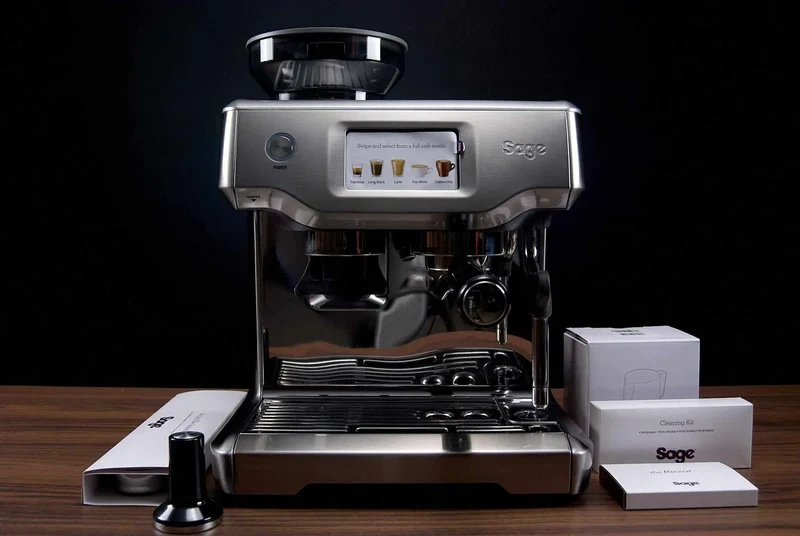Sage Barista Touch espressomaskine med automatisk mælkeskumning