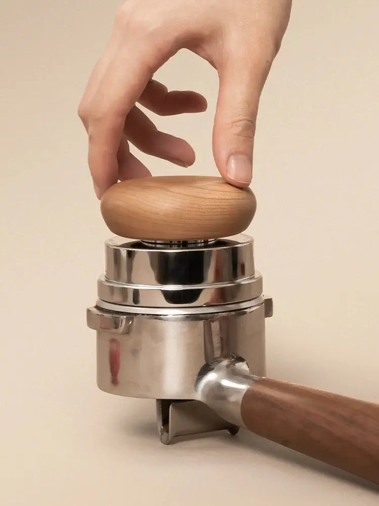 Espressotamper sæt til mere jævn ekstraktion