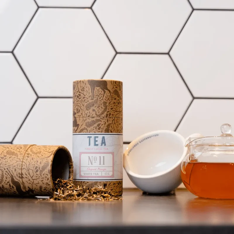 Björklunds Blend Nr. 11 – Elegant Mango – Lys, frugtagtig & subtil hvid te