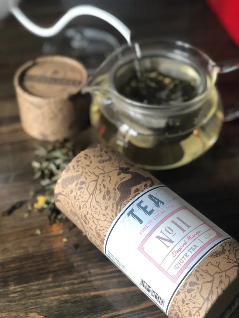 Björklunds Blend Nr. 11 – Elegant Mango – Lys, frugtagtig & subtil hvid te