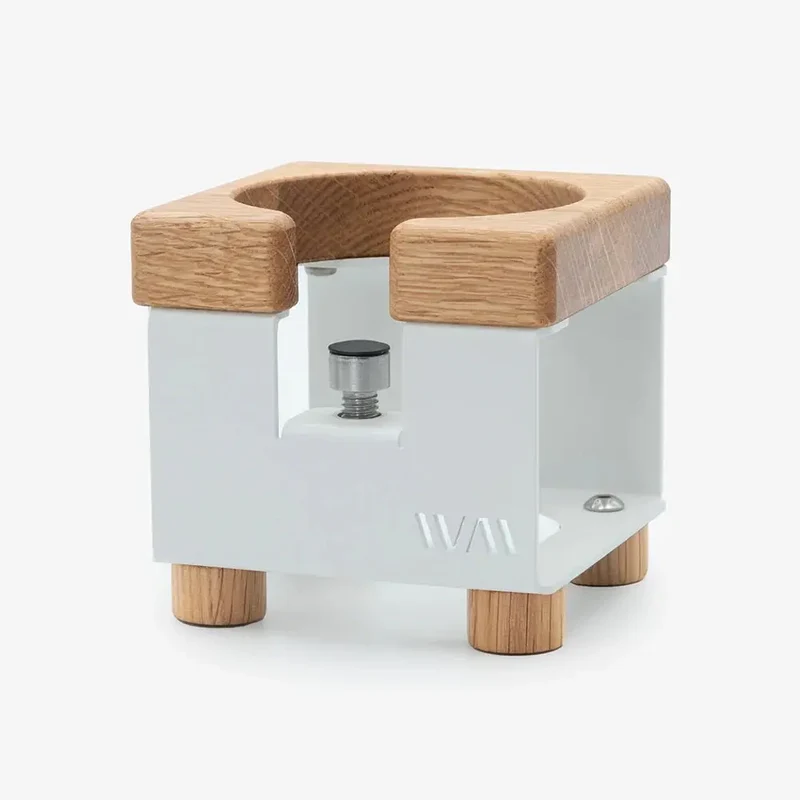 Tamper-station