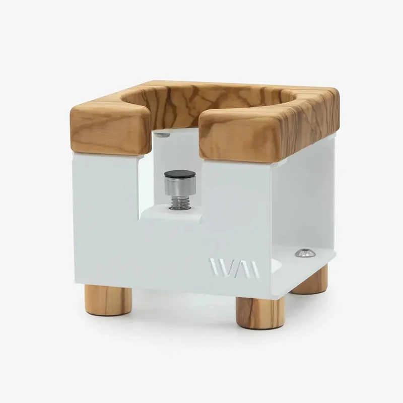 Tamper-station