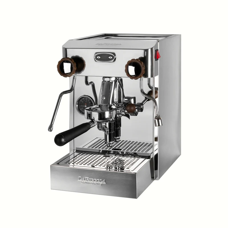 Italiensk håndbygget espressomaskine. Giulia Vapore fra LaPiccola.