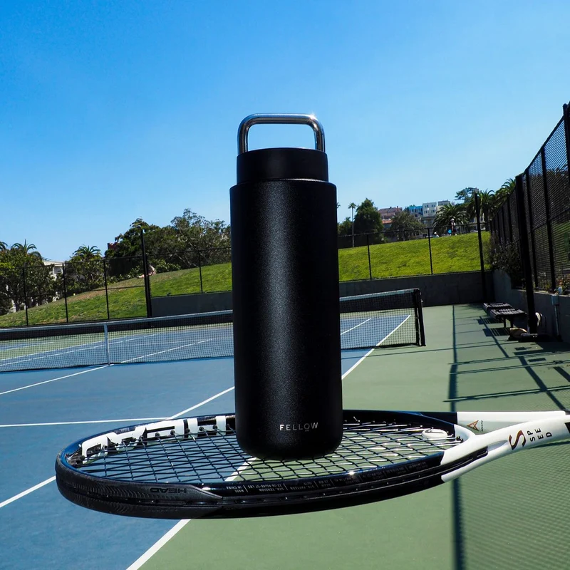 Carter Carry - Matte black, 945ml