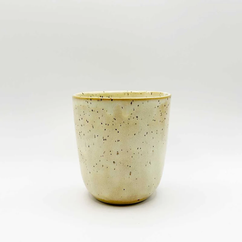 300 ml tall, Sand