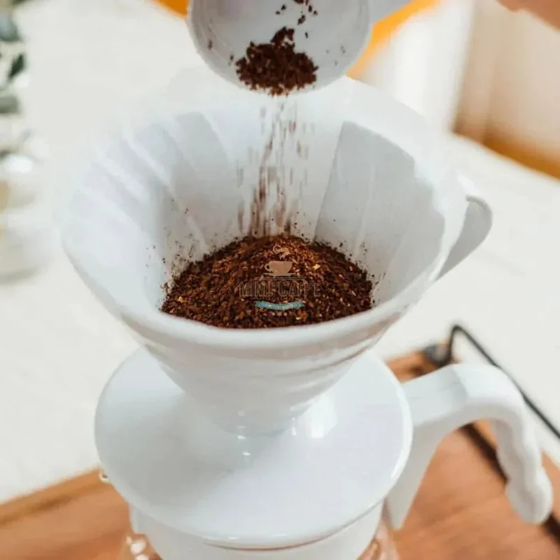 Hario V60 Starter Kit Pale Grey with Mini-Slim Plus Grinder