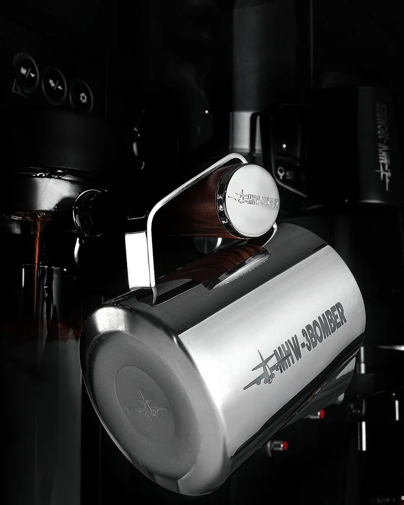 MHW-3BOMBER Latte Art Pitcher 5.0 (Glossy Grey)